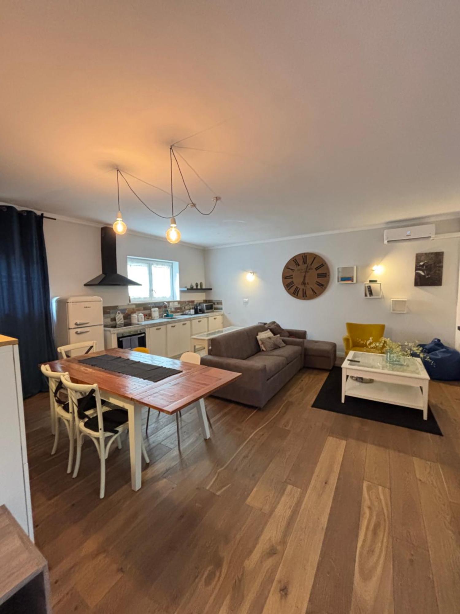Casa Fo Apartment อาริชชา ภายนอก รูปภาพ